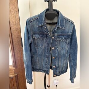 GAP Women's Blue Denim Trucker Jacket